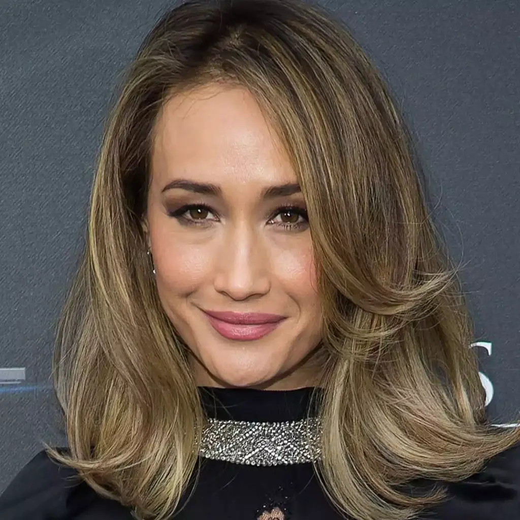 Slojeviti lob koji dodaje volumen i skraćuje vizualnu duljinu duguljastog lica