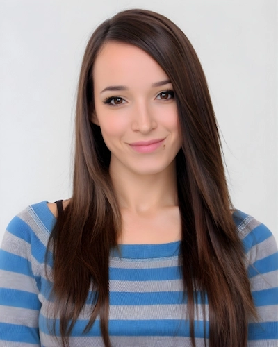 Premium ekstenzije na češljiće 40cm 120g – prirodan izgled i svilenkast osjećaj.